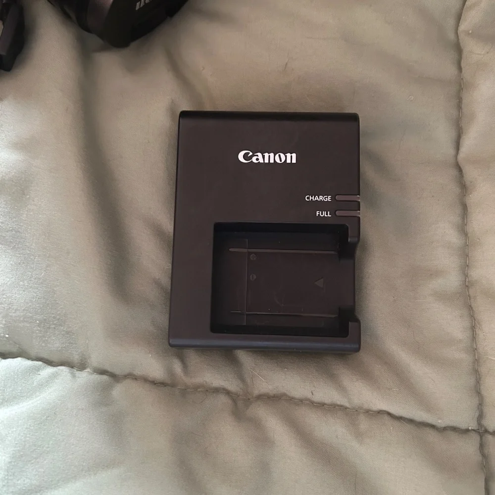 Canon EOS Rebel T6